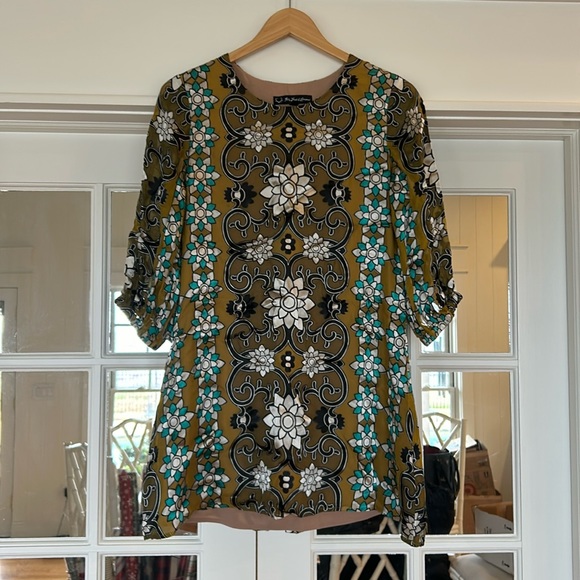 For Love And Lemons Dresses & Skirts - For Love and Lemons Teresa Shift Dress Size Small